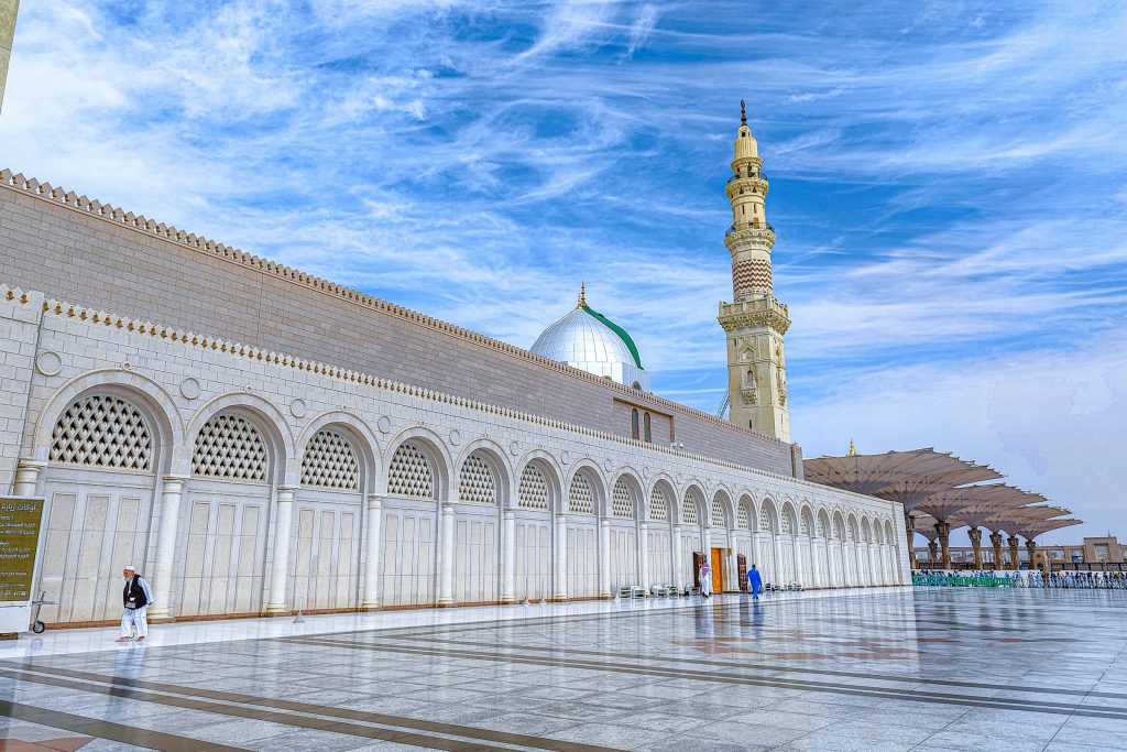 Navigating the Best Loan Options in Saudi Arabia: A Comprehensive Guide to SNB, Al Rajhi Bank, and Beyond - Melhores opções de empréstimo na Arábia Saudita