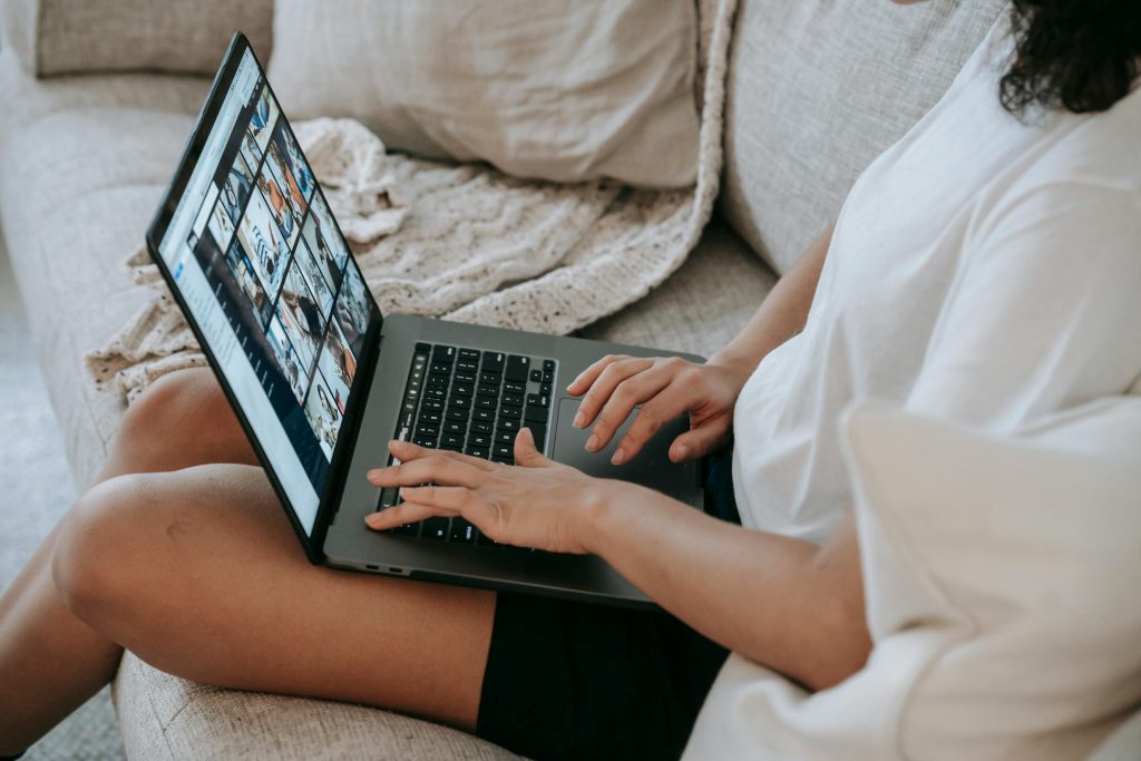 From Retail Giants to Tech Titans: Exploring Lucrative Employment at The Home Depot and Beyond - Melhores oportunidades de emprego nos Estados Unidos